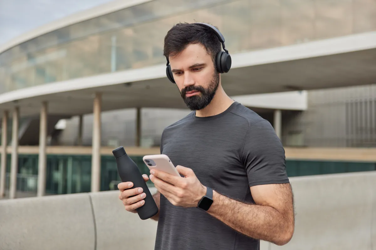 Conheça 7 Fones com cancelamento de ruído para se concentrar