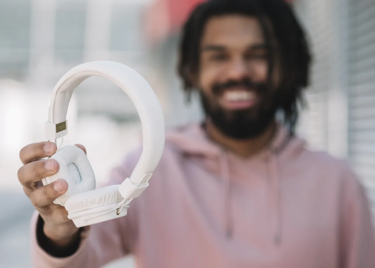 Conheça os 8 fones de ouvido mais procurados do momento