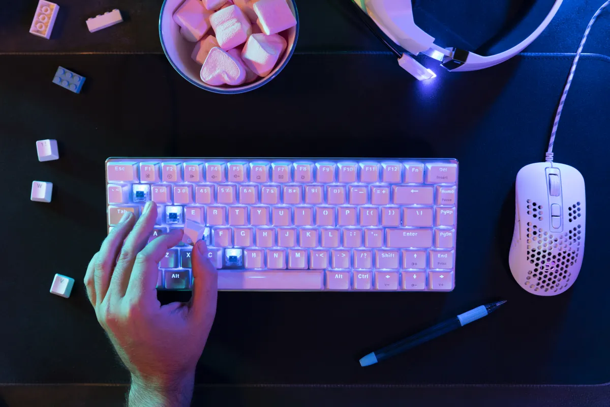 Entenda a diferença entre um mouse comum e um mouse gamer