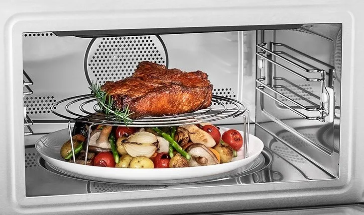 Micro-ondas com grill
