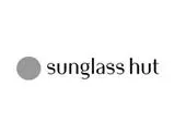 Ir ao site Sunglass Hut