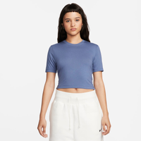 Camiseta Nike Sportswear Cropped Essential Feminina