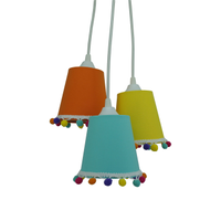 Lustre Pendente Cacho Infantil 3 Cores e Pompons Coloridos