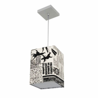 Pendente Quadrado Md-4007 Cúpula em Tecido 25/16x16cm Ny Jornal - Bivolt