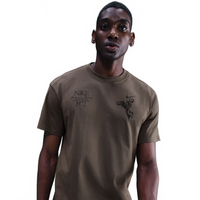 Camiseta Masculina Nsw Tee M90 Wings Victor - Marrom