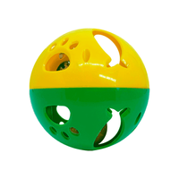 Brinquedo Bola de Plástico para Gato com Guizo Verde e Amarela - Único