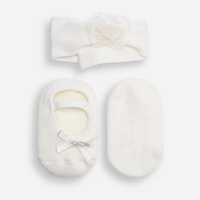 Kit infantil com meia sapatilha e faixa de cabelo off white