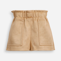Short mom infantil de suede com bolsos bege