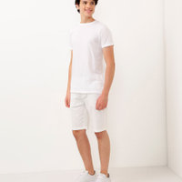 Bermuda juvenil de algodão com bolso off white