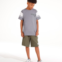 Short de moletom juvenil com recorte preto - verde militar