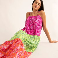 Vestido midi de viscose estampado paisley com recorte e amarração alça fina além dos mares noronha manu gavassi multicor