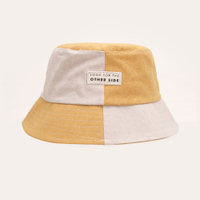 Chapéu bucket hat bicolor bege