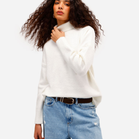 Suéter básico feminino de tricot gola alta off white