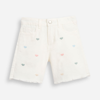 Shorts mom infantil de sarja coração off white