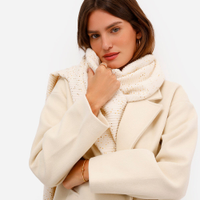 Cachecol feminino canelado com brilhos off white