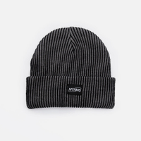 Gorro de tricot canelado cinza