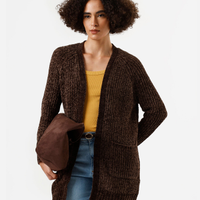 Cardigan alongado feminino de tricot chenille com bolsos marrom