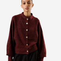 Cardigan feminino de tricot gola alta vinho