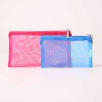 Kit de 2 Nécessaires Femininas em Tela Multicor