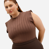 Blusa muscle feminina canelada plus size marrom