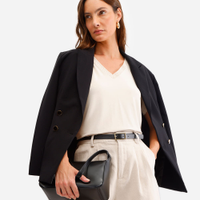 Blusa feminina de viscose com renda bege