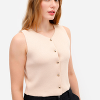 Colete feminino de tricot com botões bege