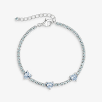 Pulseira Corações Cravejada em Prata 925