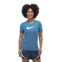 Camiseta Feminina Nike Manga Curta Dri-Fit Swoosh