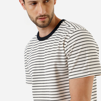 Camiseta masculina com algodão manga curta listrada texturizada preta