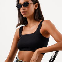 Top cropped feminino de poliamida canelado preto
