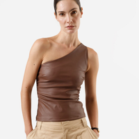 Blusa ombro único feminina de pu franzida marrom