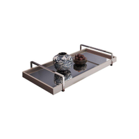 Bandeja Espelhada MDF Laqueado Off White com Alça em Metal Cromado