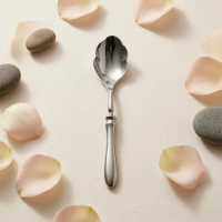 Scalloped Soup Spoon Mirror Polished Shell-Shaped Spoon Tableware Silver Finish Decorative Handle