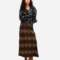 Saia midi feminina texturizada arabescos preta