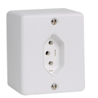 Tomada Sobrepor Ilumi 2 Polos + Terra 20A 250V Branca