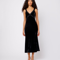 Vestido slip dress midi feminino de veludo com renda mindset preto