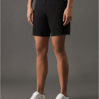 Bermuda Feminina Color Alongada Calvin Klein Jeans - Preto Bermuda Feminina Color Alongada Calvin Klein Jeans Preto 36