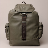 Mochila Masculina Cargo Flap Calvin Klein Jeans - Capuccino Mochila Masculina Cargo Flap Calvin Klein Jeans Capuccino u