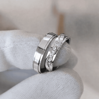 Par de alianças 4mm com 15 zircônias modelo Elo em Prata 925