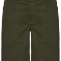 Bermuda Masculina Chino em Sarja Tinturada - Verde