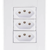 Conjunto 4x2 3 Tomadas 2P+T 20 A 250 V Tramontina Tablet Branco