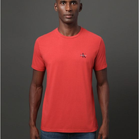 Camiseta Masculina Reissue Peito Calvin Klein Jeans - Vermelho Camiseta Masculina Reissue Peito Calvin Klein Jeans Vermelho Pp