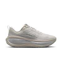 TENIS NIKE VOMERO PLUS SE