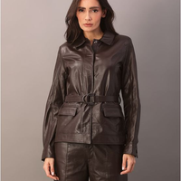 Jaqueta Calvin Klein Feminina de Couro Com Cinto - Marrom Jaqueta Calvin Klein Feminina de Couro Com Cinto Marrom 40