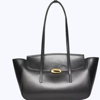 Bolsa Ck Detalhe Dourado - Preto Bolsa Ck Detalhe Dourado Preto u