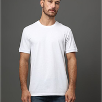 Camiseta Masculina Malhão Com Punhos Calvin Klein Jeans - Branco Camiseta Masculina Malhão Com Punhos Calvin Klein Jeans Branco p