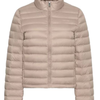 Jaqueta Calvin Klein Feminino Matelassê Ultralight - Areia Jaqueta Calvin Klein Feminino Matelassê Ultralight Areia Gg