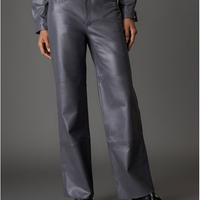 Calça Feminina Reta de Couro Calvin Klein Jeans - Chumbo Calça Feminina Reta de Couro Calvin Klein Jeans Chumbo 38