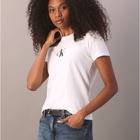 Camiseta Feminina Re Issue Retângulo - Branco 2 Camiseta Feminina Re Issue Retângulo Branco 2 m