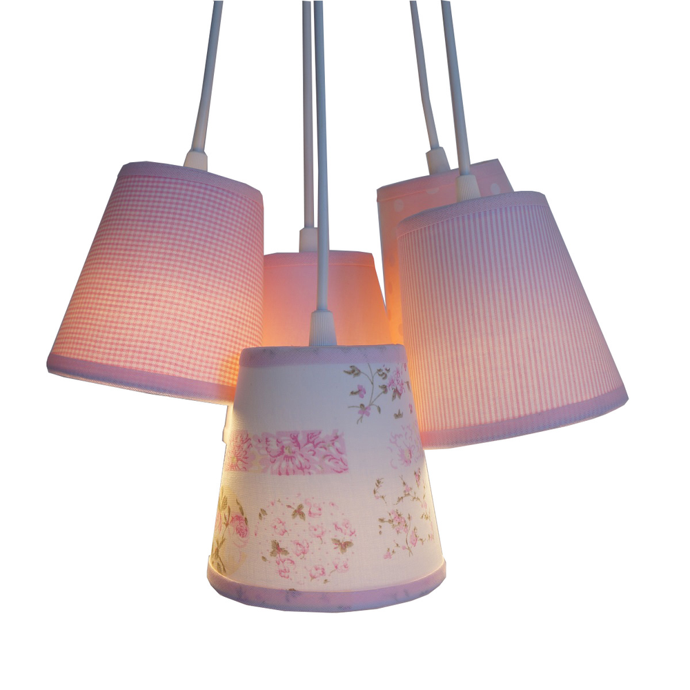 Lustre Pendente Patchwork Floral Menina Rosa e Branco Lustre Pendente Patchwork Floral Menina Rosa e Branco